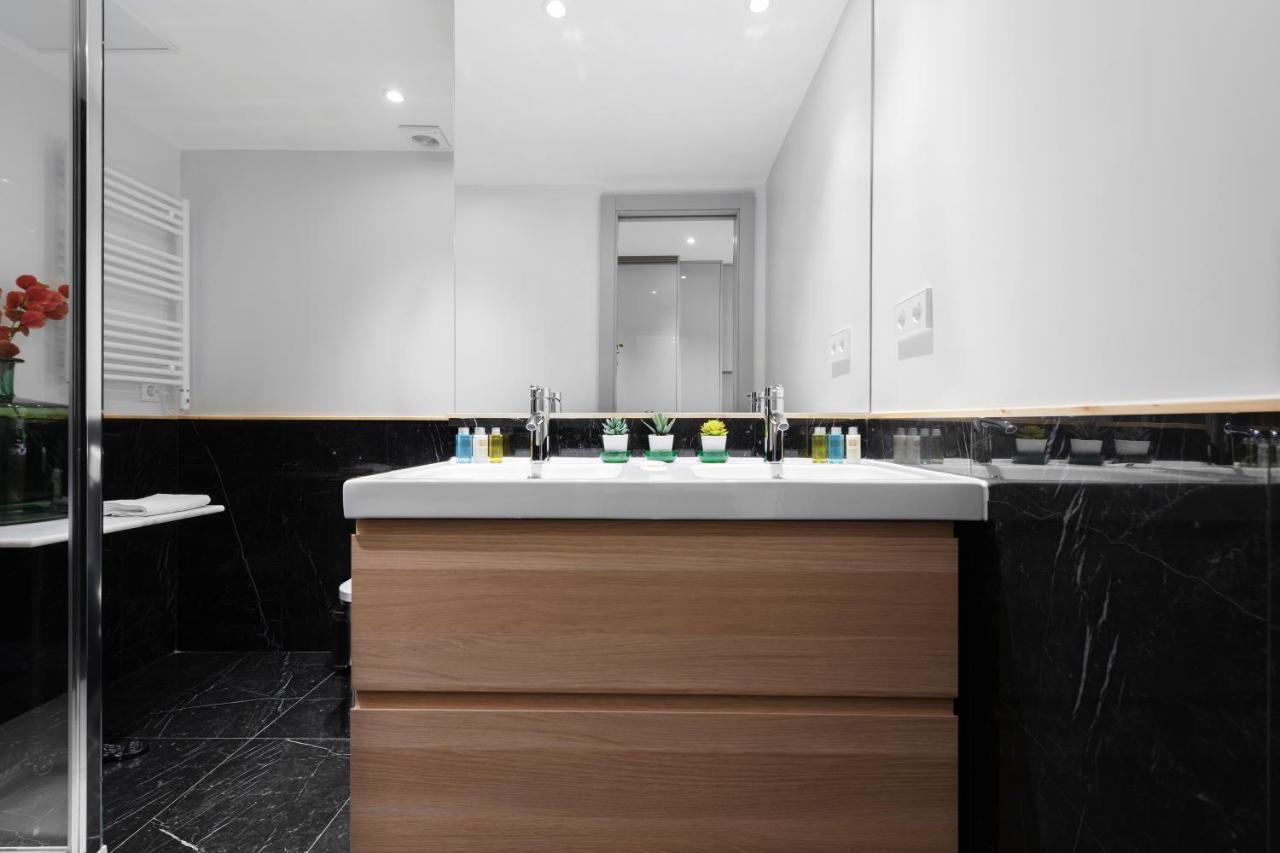 2 Bedrooms 1 Bathroom Furnished - Justicia - Executive Style - Mintystay Madrid Exterior foto